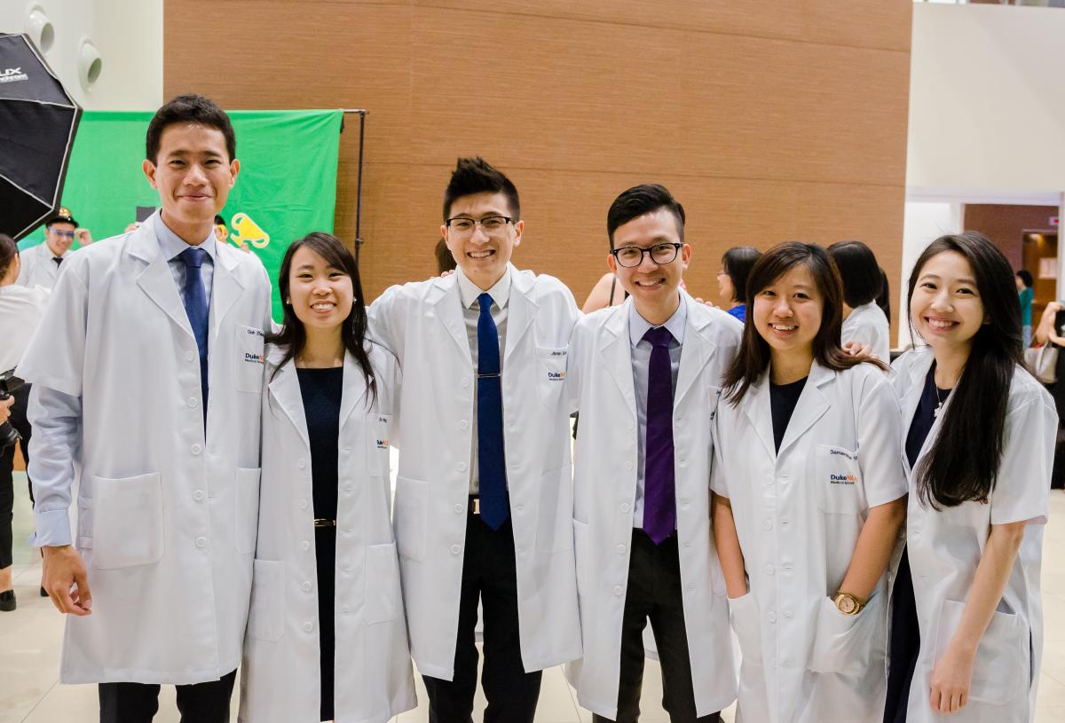 Zhaohan (far left) and classmates from the Class of 2020