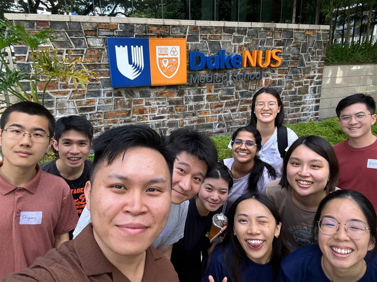Ready, set, let’s go! Members of the Class of 2028 mark the start of their medical school journey // Credit: Courtesy of Muhammad Yusuf